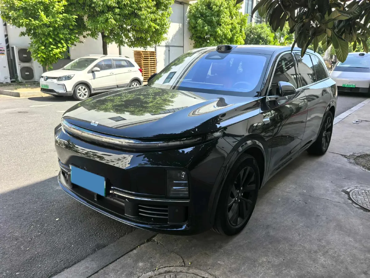 2023 Li L7 Range Extended 154HP REEV 40.9KWH,autocango,china used car exporter,china ev exporter,chinese used car exporter,chinese used ev exporter