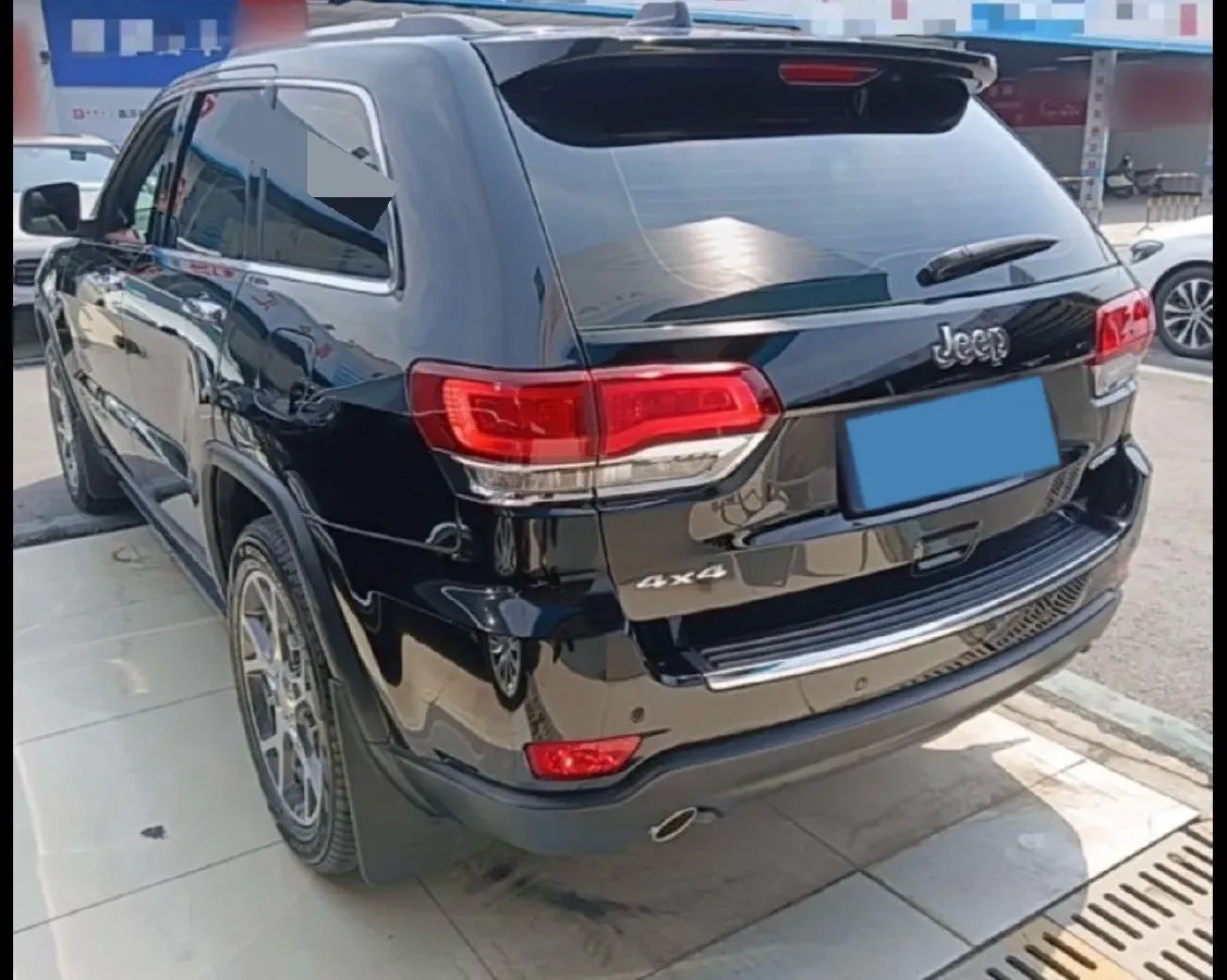 2020 Jeep Grand Cherokee 3.0L 234HP V6 8AT,autocango,china used car exporter,china ev exporter,chinese used car exporter,chinese used ev exporter