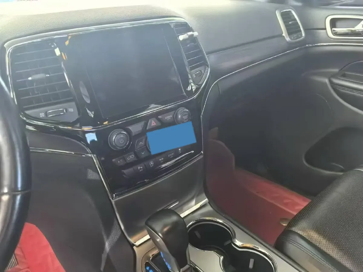 2020 Jeep Grand Cherokee 3.0L 234HP V6 8AT,autocango,china used car exporter,china ev exporter,chinese used car exporter,chinese used ev exporter