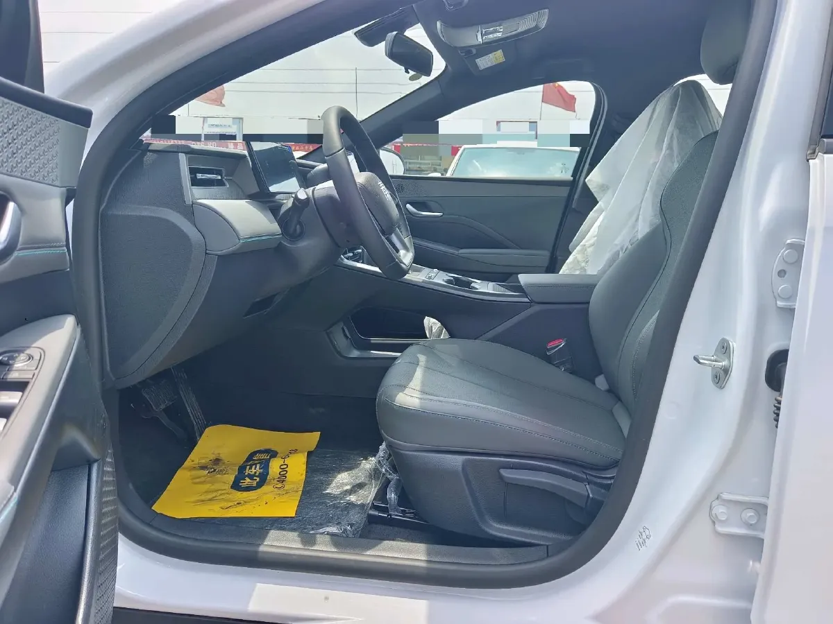 2026 BYD Qin Plus 1.5L 101HP L4 E-CVT PHEV,autocango,china used car exporter,china ev exporter,chinese used car exporter,chinese used ev exporter