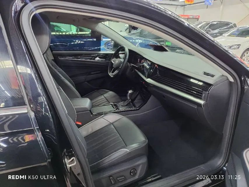 2021 Volkswagen Passat 2.0T 186HP L4 7DCT,autocango,china used car exporter,china ev exporter,chinese used car exporter,chinese used ev exporter