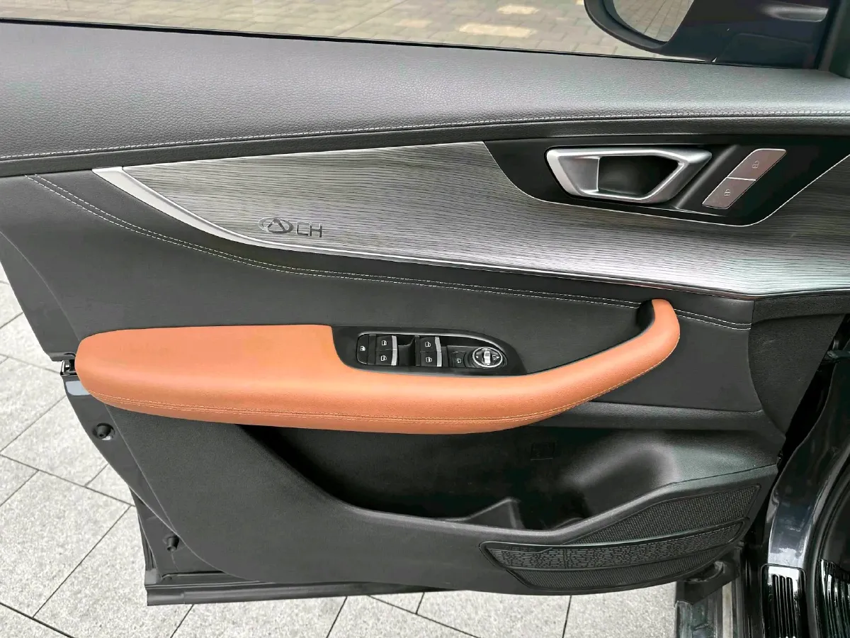 2022 Chery Tiggo 8 1.5T 156HP L4 6DCT,autocango,china used car exporter,china ev exporter,chinese used car exporter,chinese used ev exporter