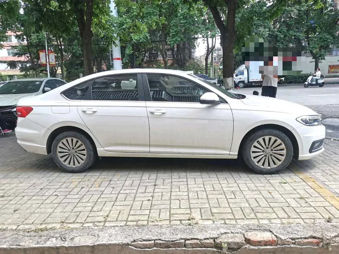 2018 Skoda Karoq 1.4T 150HP L4 7DCT,autocango,china used car exporter,china ev exporter,chinese used car exporter,chinese used ev exporter