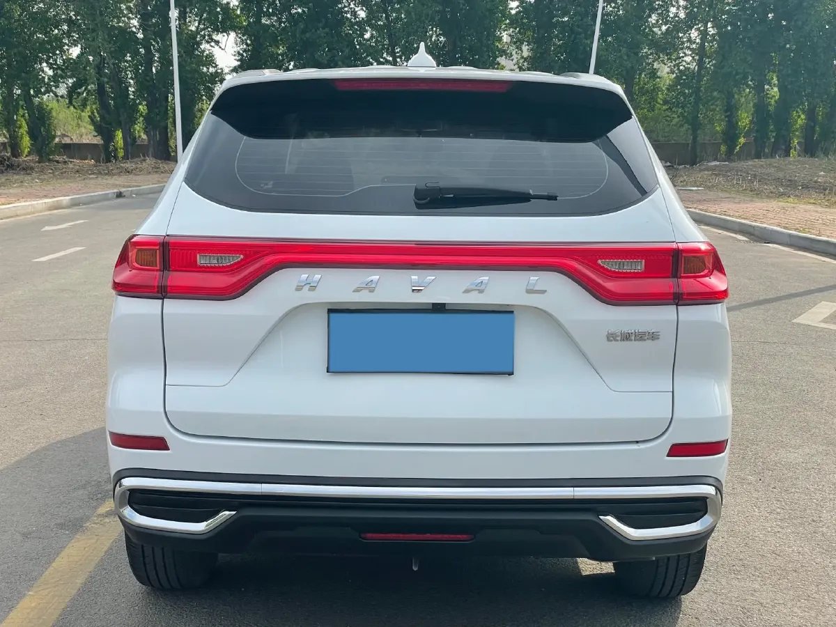 2021 Haval M6 1.5T 150HP L4 6MT,autocango,china used car exporter,china ev exporter,chinese used car exporter,chinese used ev exporter
