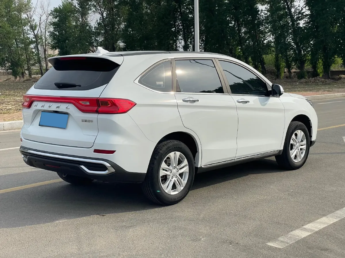 2021 Haval M6 1.5T 150HP L4 6MT,autocango,china used car exporter,china ev exporter,chinese used car exporter,chinese used ev exporter
