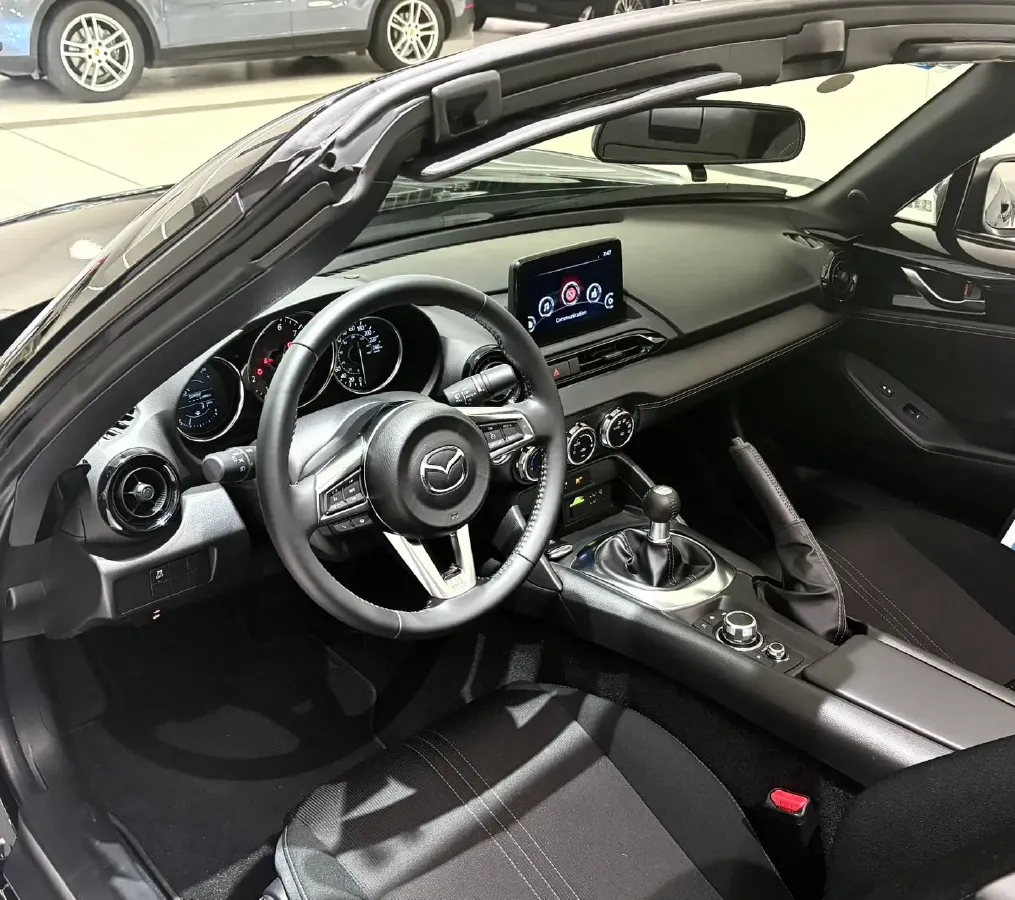 2023 Mazda 3 Axela 1.5L 117HP L4 6MT,autocango,china used car exporter,china ev exporter,chinese used car exporter,chinese used ev exporter