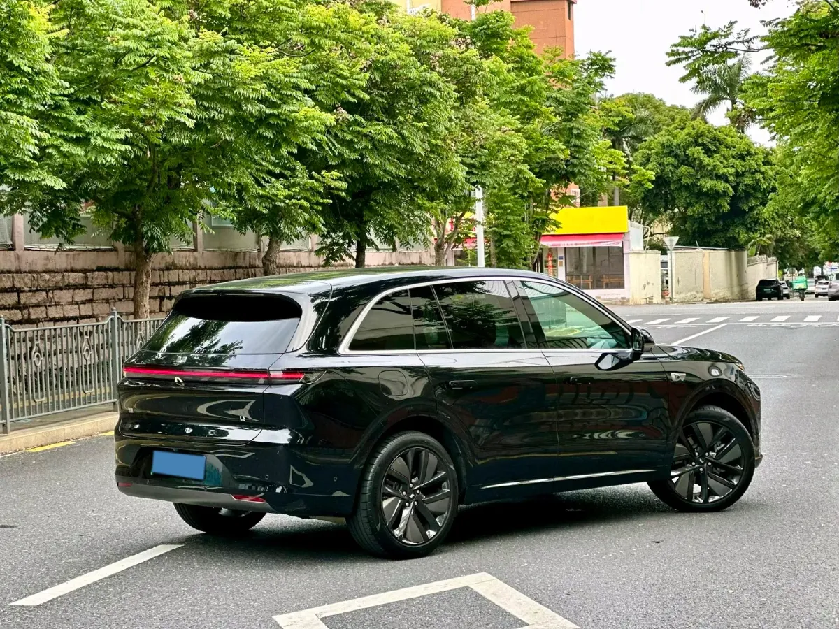 2024 Li L6 Range Extended 154HP L4 REEV 36.8KWH,autocango,china used car exporter,china ev exporter,chinese used car exporter,chinese used ev exporter
