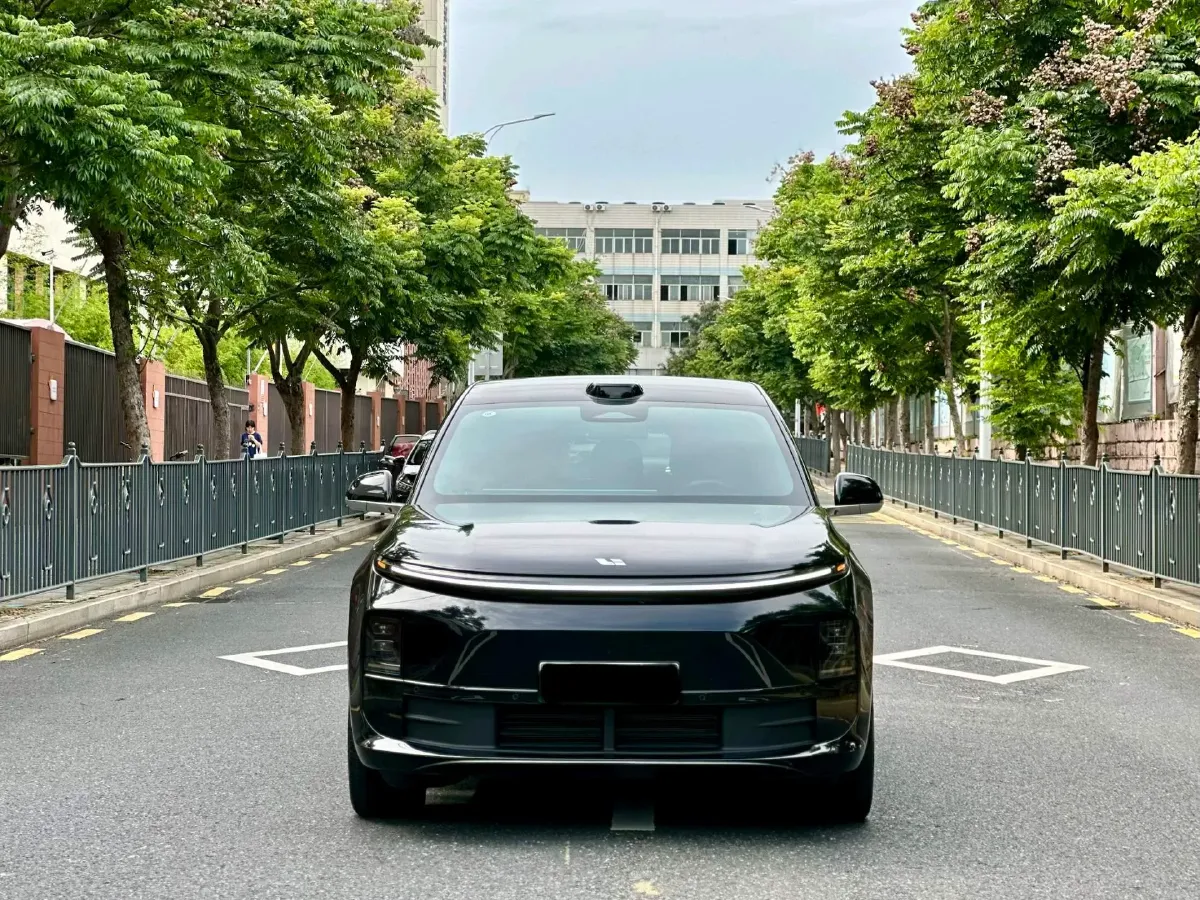 2024 Li L6 Range Extended 154HP L4 REEV 36.8KWH,autocango,china used car exporter,china ev exporter,chinese used car exporter,chinese used ev exporter