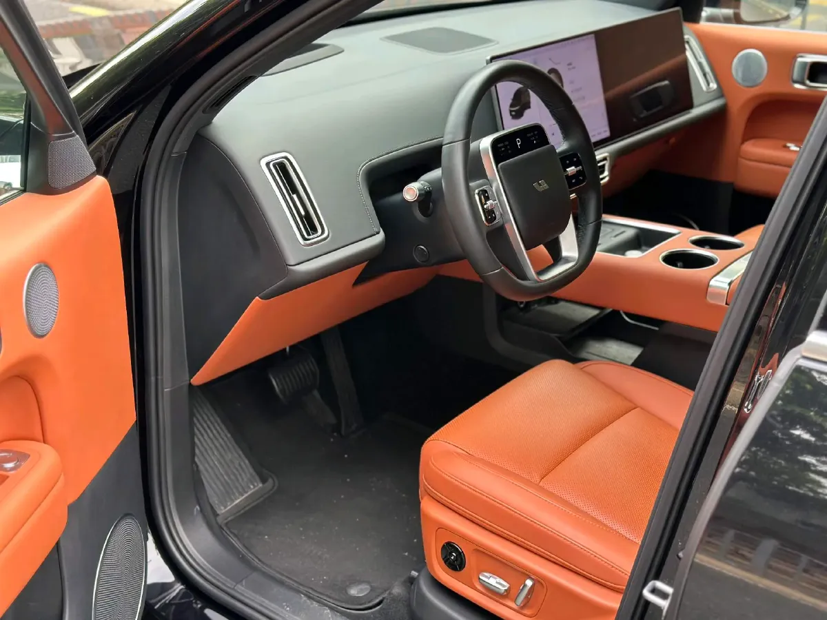 2024 Li L6 Range Extended 154HP L4 REEV 36.8KWH,autocango,china used car exporter,china ev exporter,chinese used car exporter,chinese used ev exporter