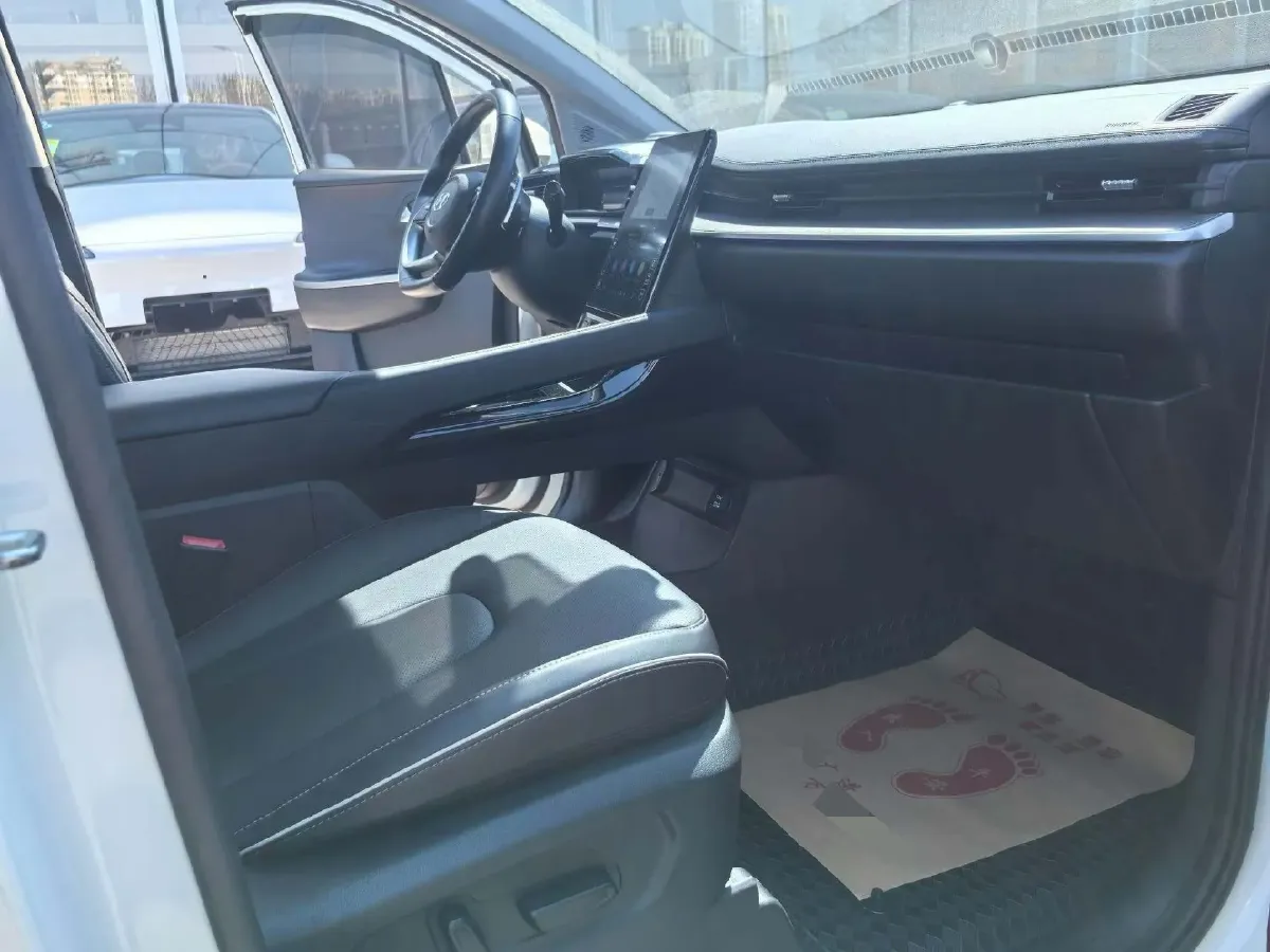 2021 Hyundai Custo 2.0T 236HP L4 8AT,autocango,china used car exporter,china ev exporter,chinese used car exporter,chinese used ev exporter