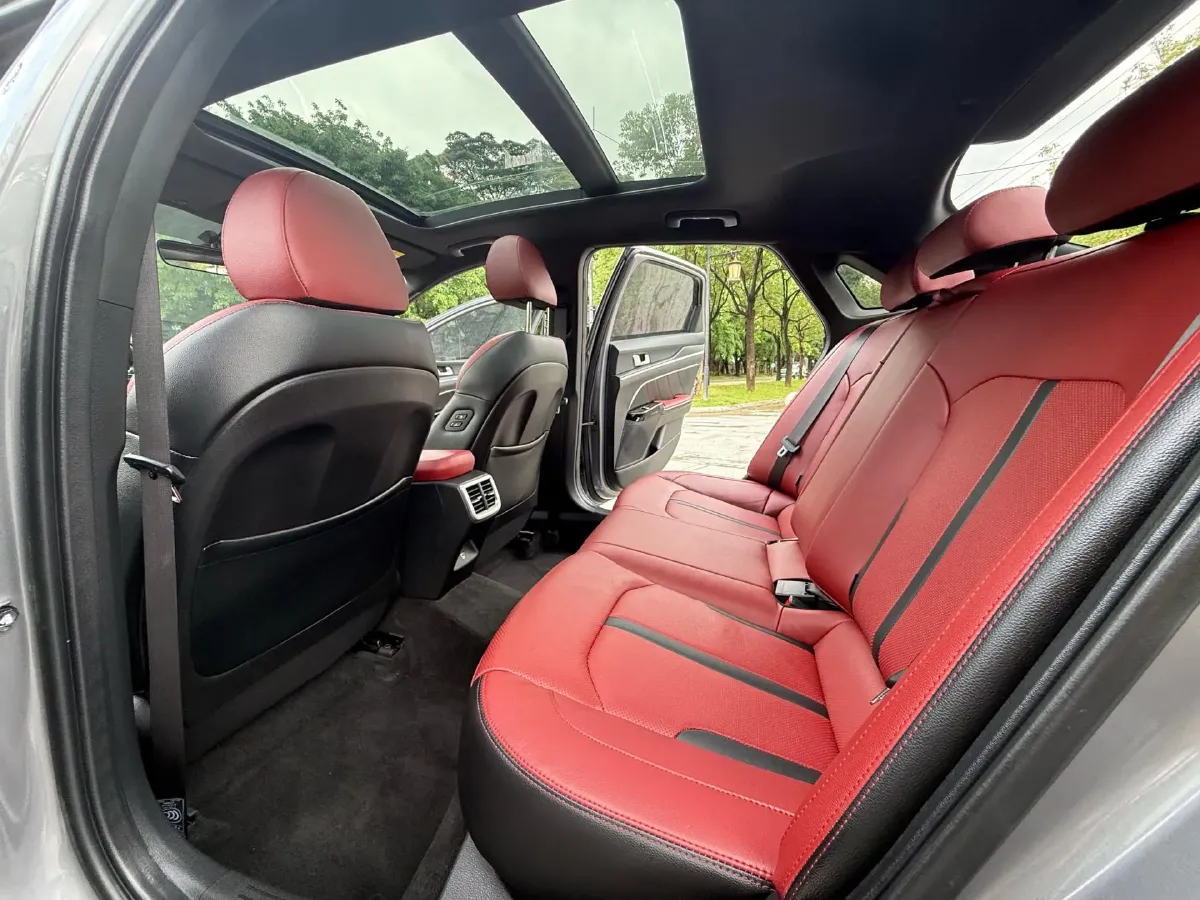2020 Kia K5 2.0T 240HP L4 8AT,autocango,china used car exporter,china ev exporter,chinese used car exporter,chinese used ev exporter