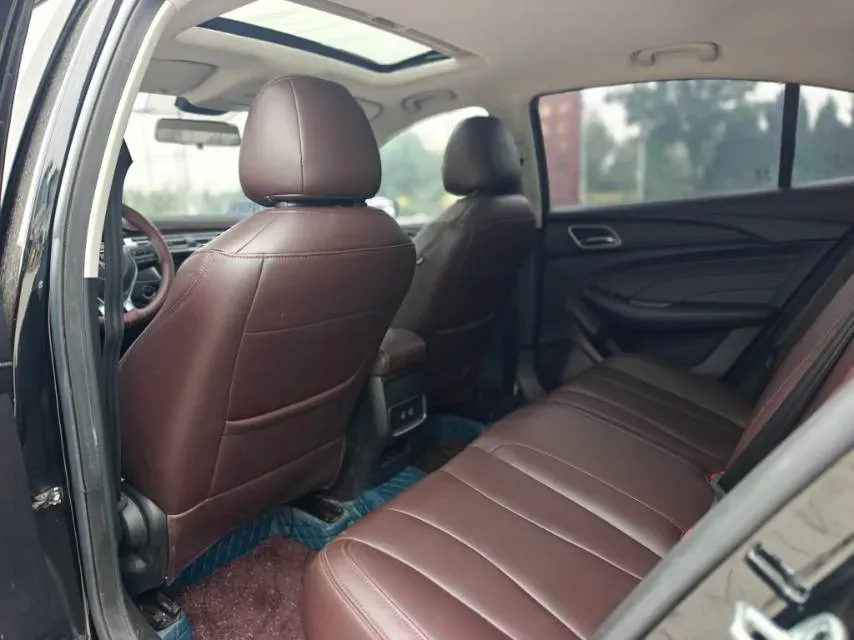 2019 Roewe i5 1.5L 120HP L4 CVT,autocango,china used car exporter,china ev exporter,chinese used car exporter,chinese used ev exporter