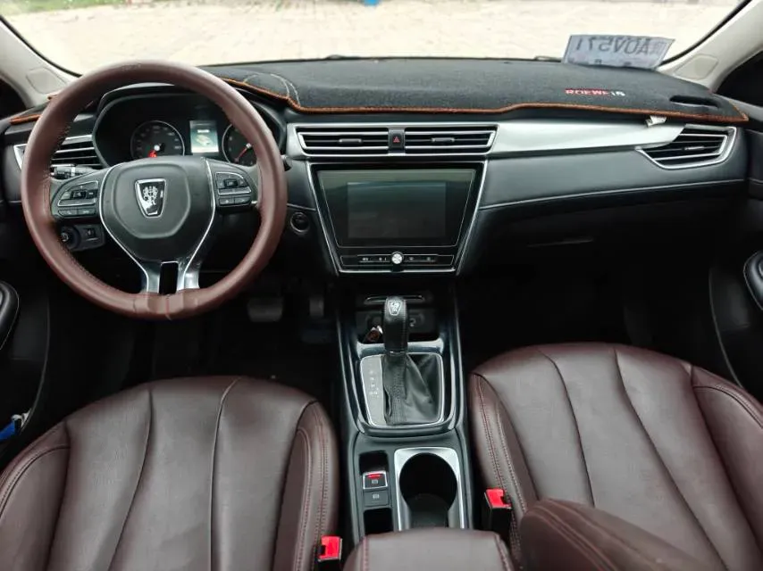 2019 Roewe i5 1.5L 120HP L4 CVT,autocango,china used car exporter,china ev exporter,chinese used car exporter,chinese used ev exporter