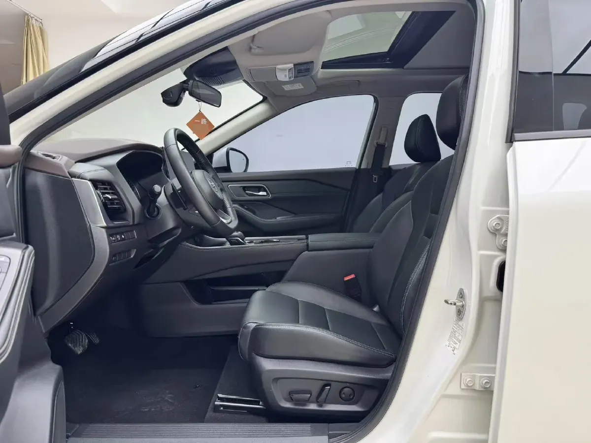 2021 Nissan X-Trail 1.5T 204HP L3 CVT,autocango,china used car exporter,china ev exporter,chinese used car exporter,chinese used ev exporter