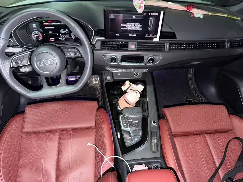 2024 Audi A4L 2.0T 190HP L4 7DCT,autocango,china used car exporter,china ev exporter,chinese used car exporter,chinese used ev exporter