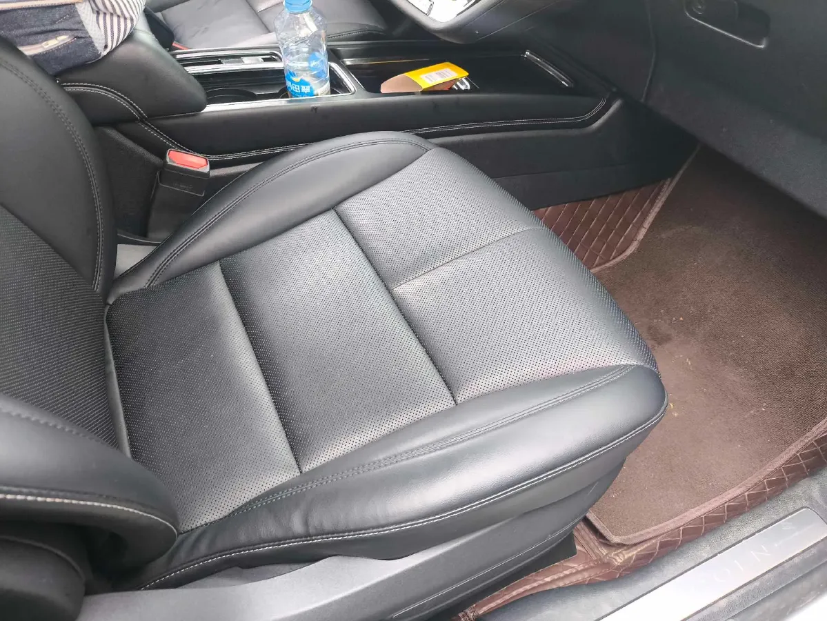2021 Lincoln Corsair 2.0T 245HP L4 8AT,autocango,china used car exporter,china ev exporter,chinese used car exporter,chinese used ev exporter