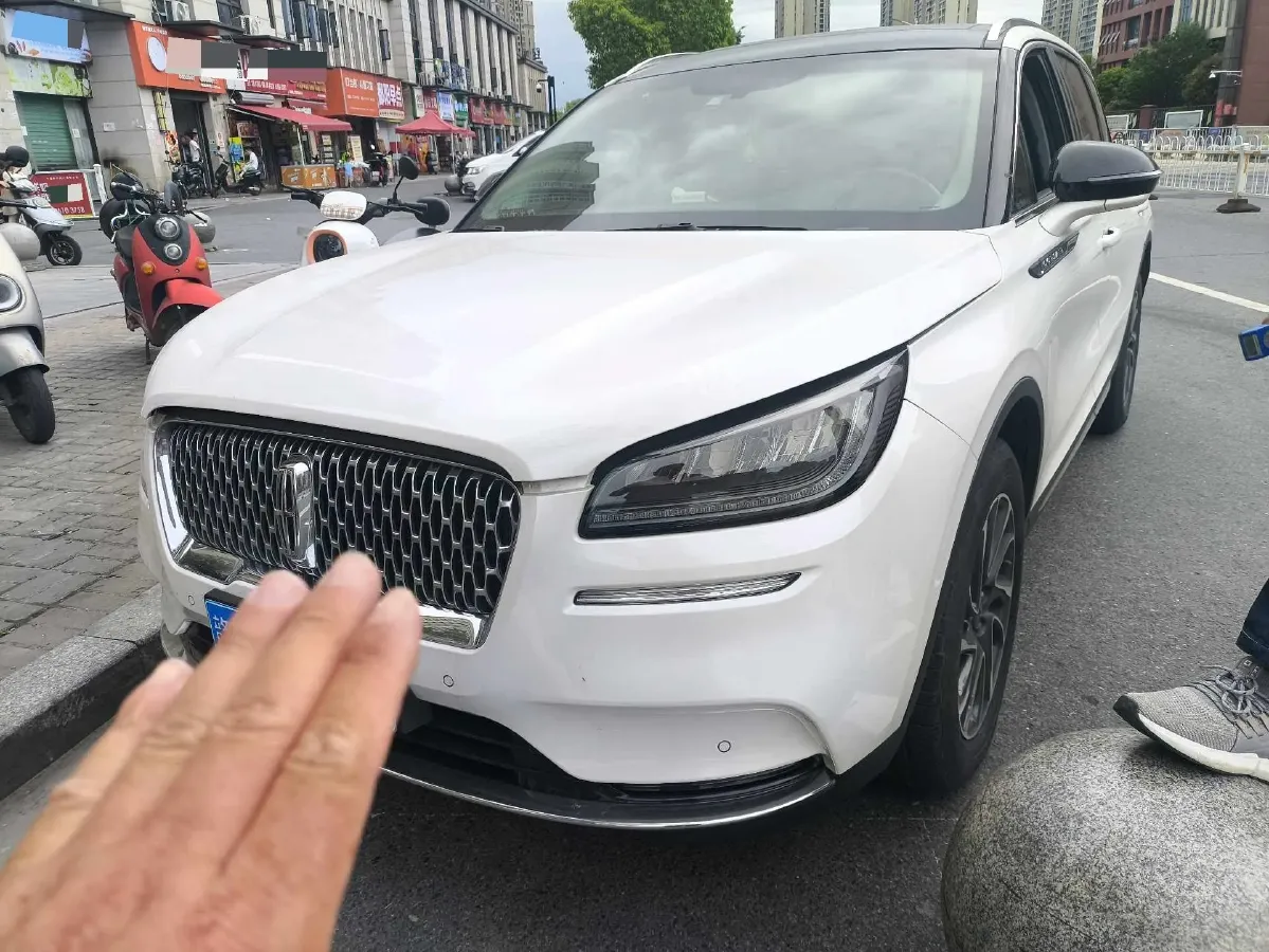 2021 Lincoln Corsair 2.0T 245HP L4 8AT,autocango,china used car exporter,china ev exporter,chinese used car exporter,chinese used ev exporter