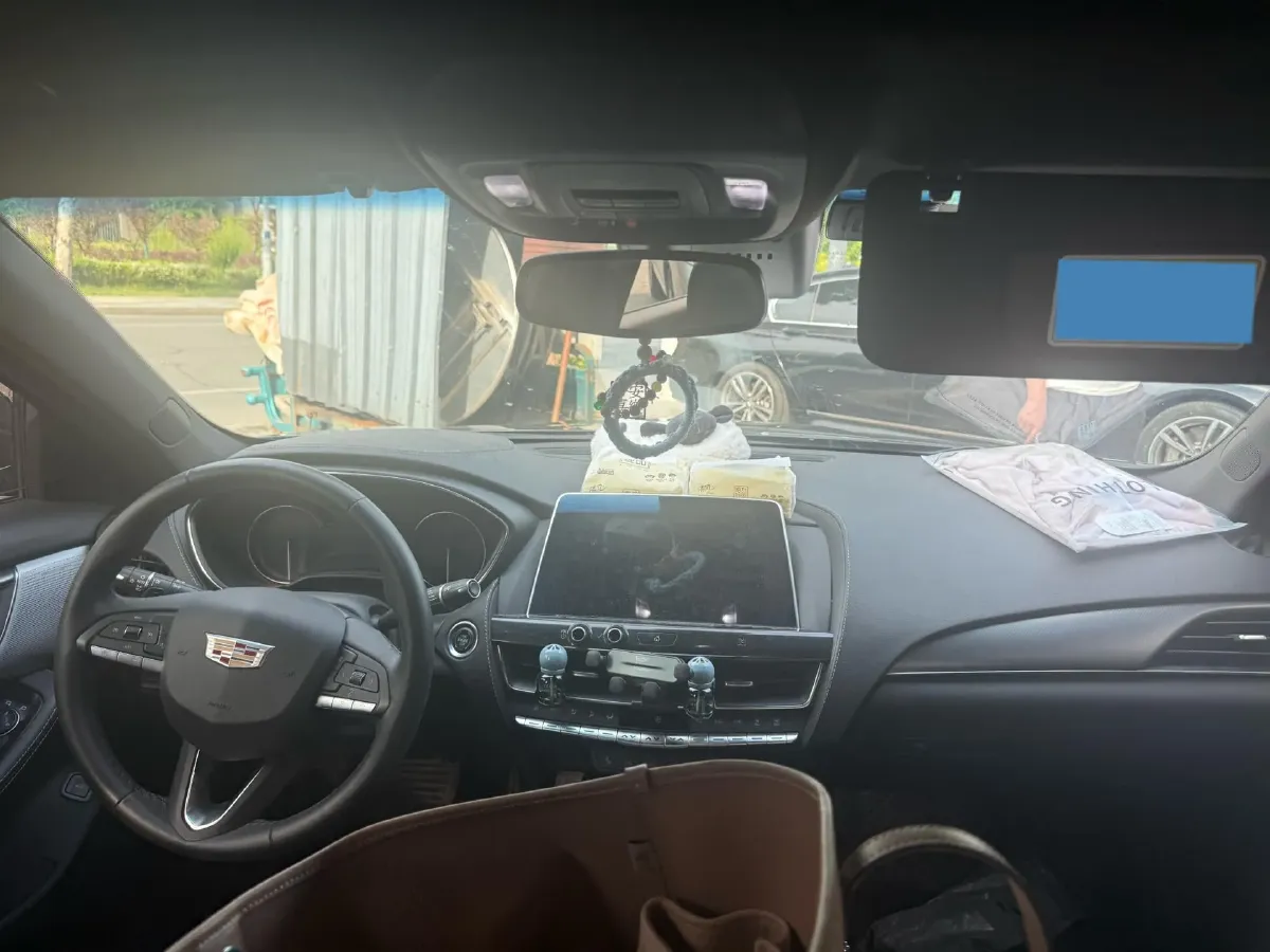 2021 Cadillac CT5 2.0T 237HP L4 10AT,autocango,china used car exporter,china ev exporter,chinese used car exporter,chinese used ev exporter