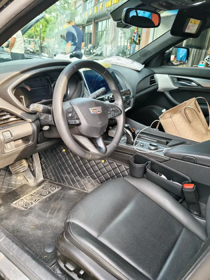 2021 Cadillac CT5 2.0T 237HP L4 10AT,autocango,china used car exporter,china ev exporter,chinese used car exporter,chinese used ev exporter
