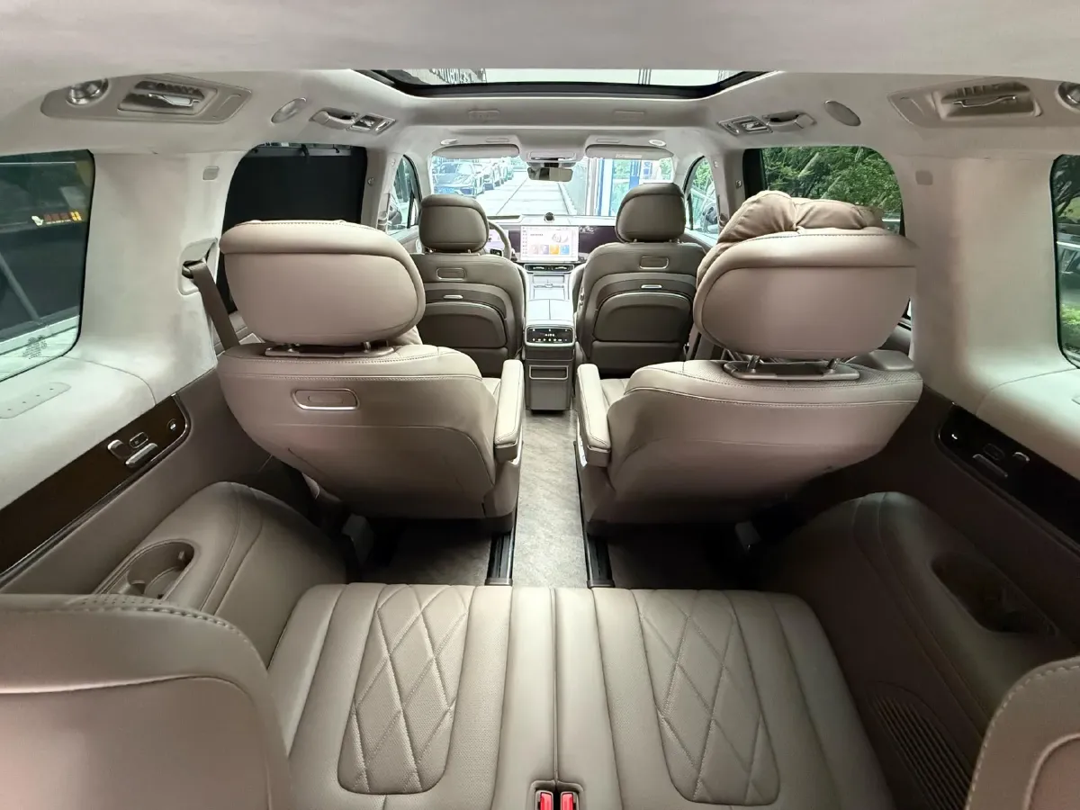 2024 AITO AITO M9 1.5T 152HP L4 REEV 42KWH,autocango,china used car exporter,china ev exporter,chinese used car exporter,chinese used ev exporter