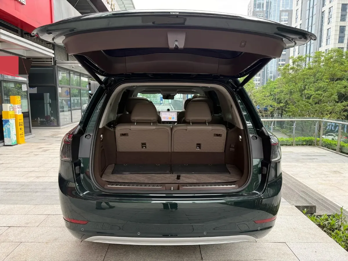 2024 AITO AITO M9 1.5T 152HP L4 REEV 42KWH,autocango,china used car exporter,china ev exporter,chinese used car exporter,chinese used ev exporter