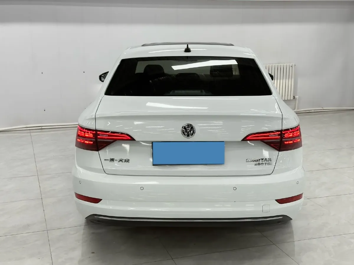 2021 Volkswagen Sagitar 1.2T 116HP L4 7DCT,autocango,china used car exporter,china ev exporter,chinese used car exporter,chinese used ev exporter