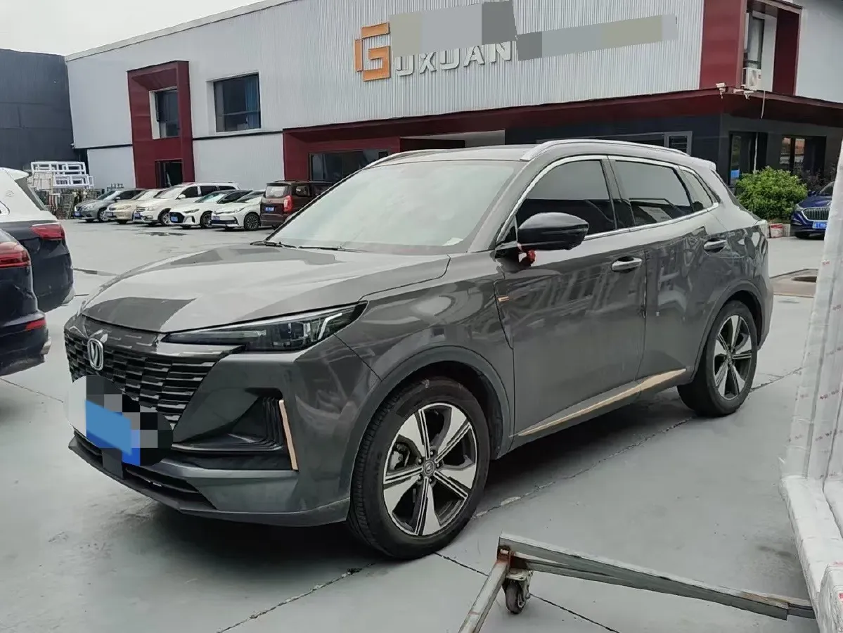 2022 ChangAn CS55 Plus 1.5T 180HP L4 7DCT,autocango,china used car exporter,china ev exporter,chinese used car exporter,chinese used ev exporter