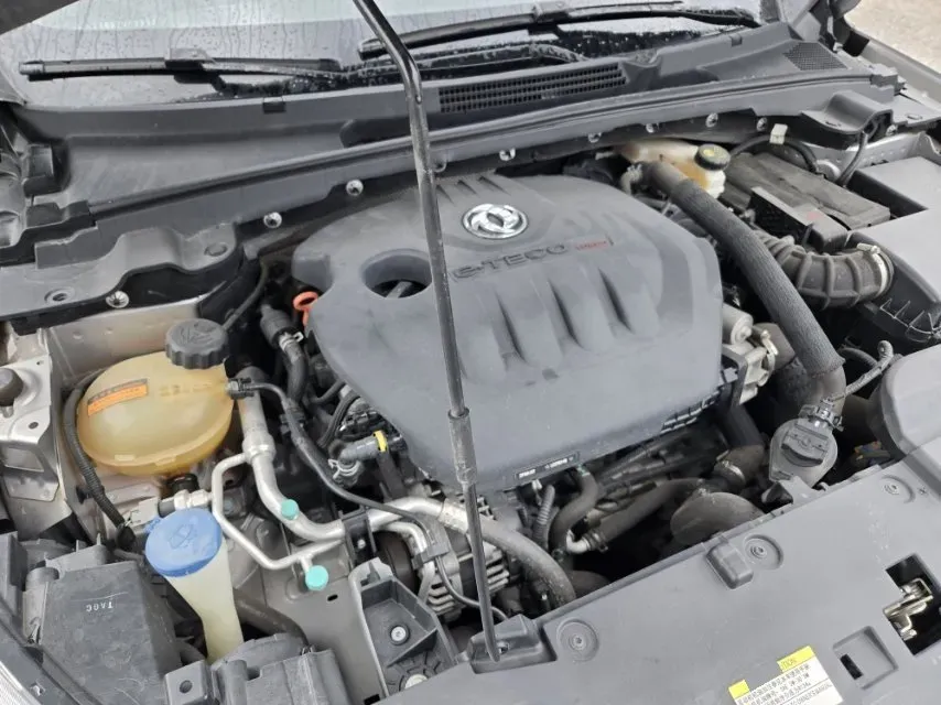 2020 DongFeng Aeolus YiXuan 1.5T 150HP L4 6DCT,autocango,china used car exporter,china ev exporter,chinese used car exporter,chinese used ev exporter