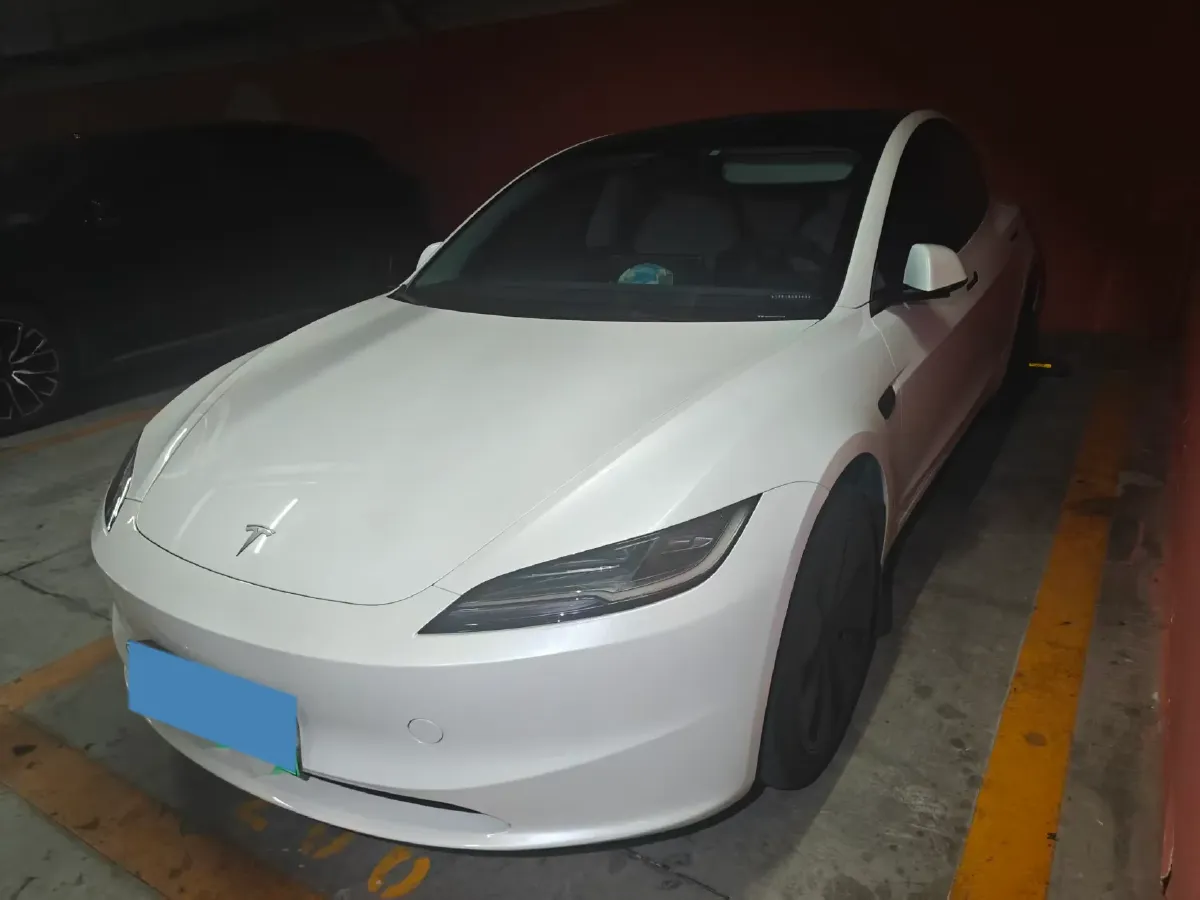 2025 Tesla Model 3 BEV 62.5KWH,autocango,china used car exporter,china ev exporter,chinese used car exporter,chinese used ev exporter