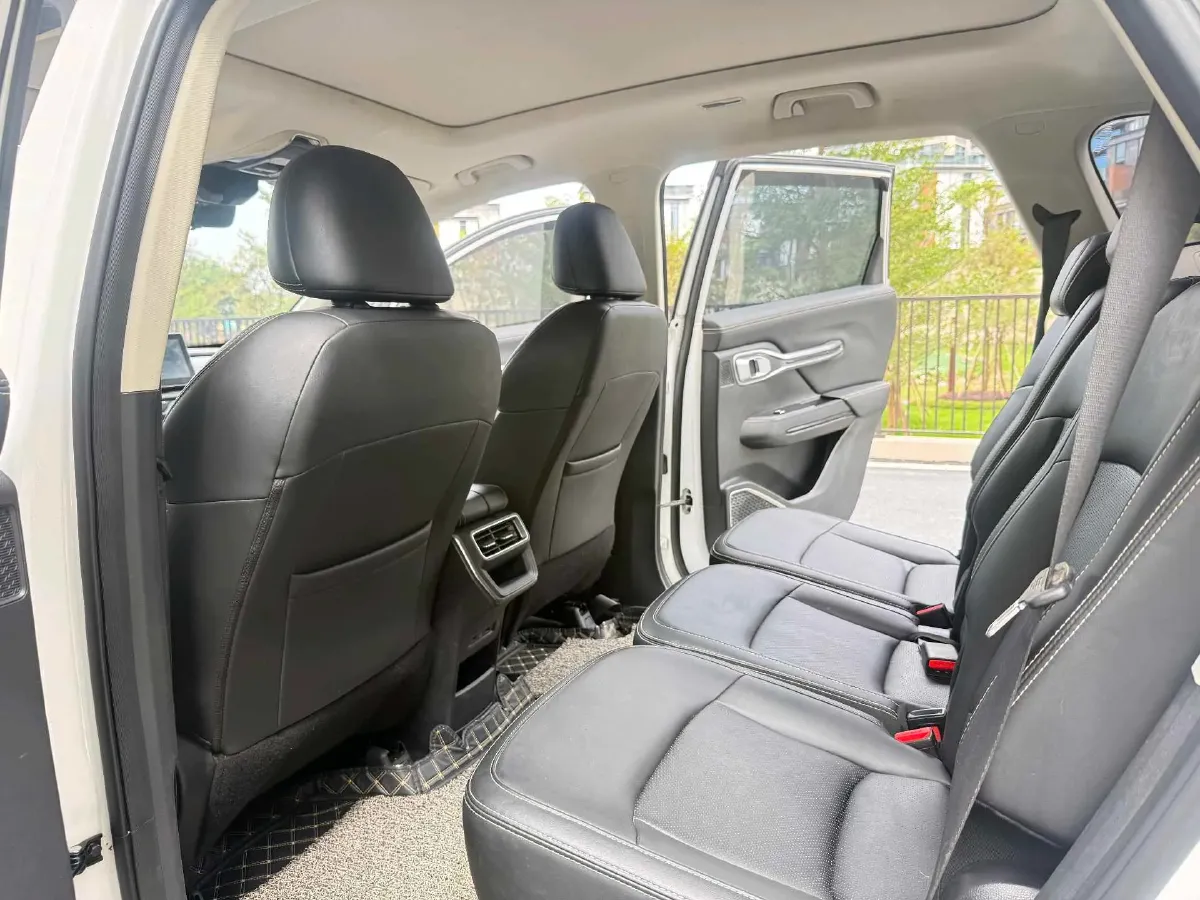 2020 Geely Okavango 1.8T 184HP L4 7DCT,autocango,china used car exporter,china ev exporter,chinese used car exporter,chinese used ev exporter
