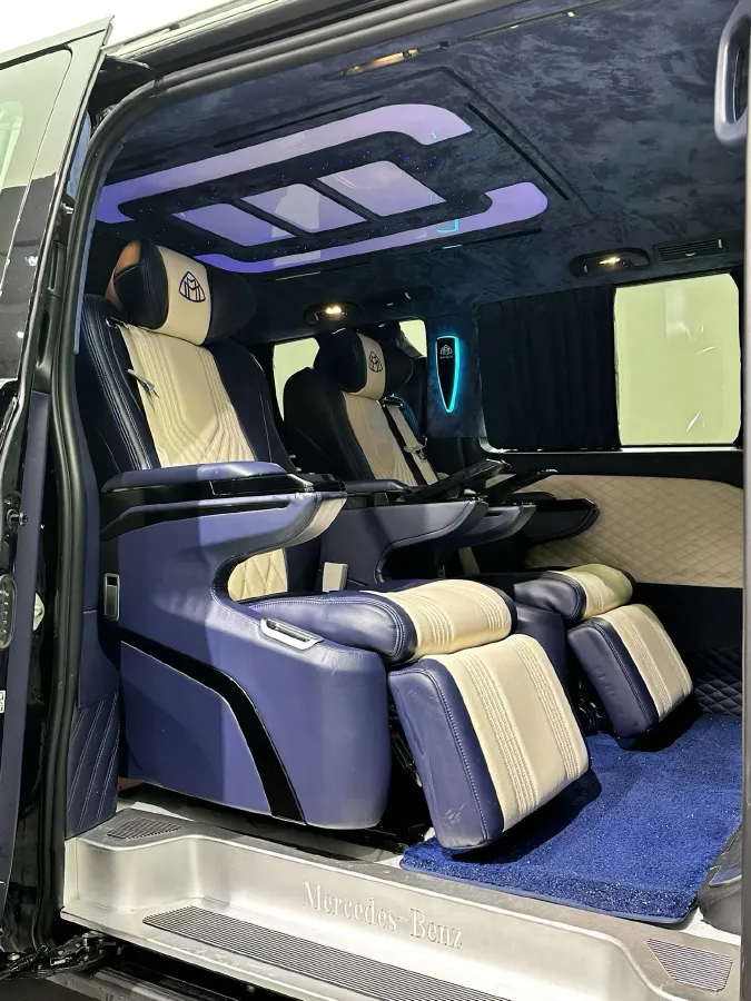 2021 Mercedes-Benz Vito 2.0T 211HP L4 9AT,autocango,china used car exporter,china ev exporter,chinese used car exporter,chinese used ev exporter