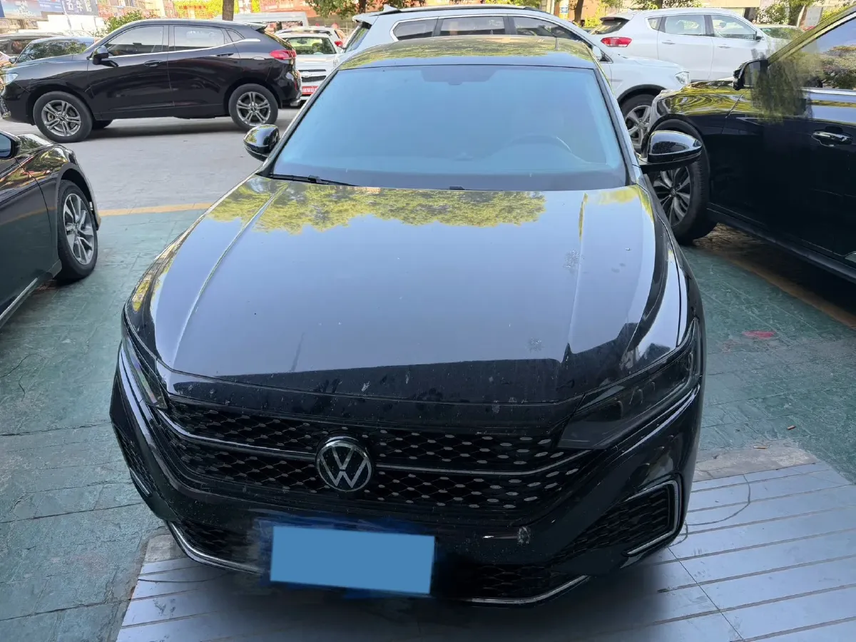 2023 Volkswagen Passat 2.0T 186HP L4 7DCT,autocango,china used car exporter,china ev exporter,chinese used car exporter,chinese used ev exporter