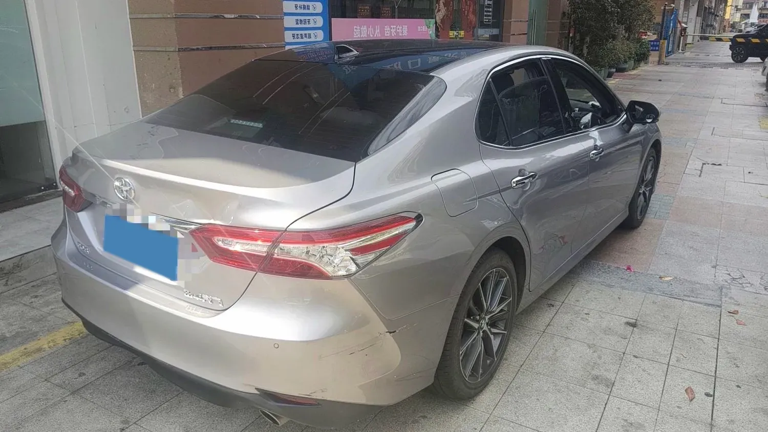 2021 Toyota Camry 2.5L 209HP L4 8AT,autocango,china used car exporter,china ev exporter,chinese used car exporter,chinese used ev exporter