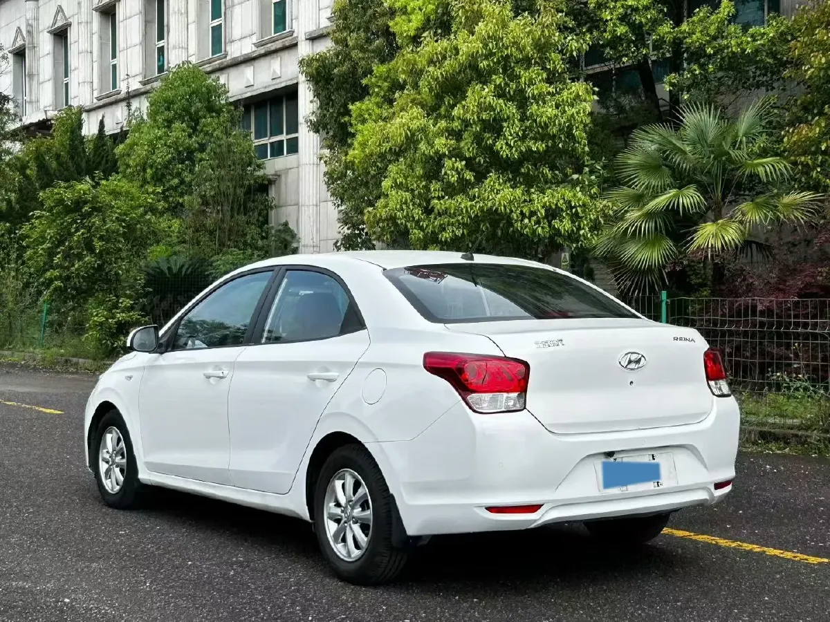 2017 Hyundai Reina 1.4L 95HP L4 4AT,autocango,china used car exporter,china ev exporter,chinese used car exporter,chinese used ev exporter