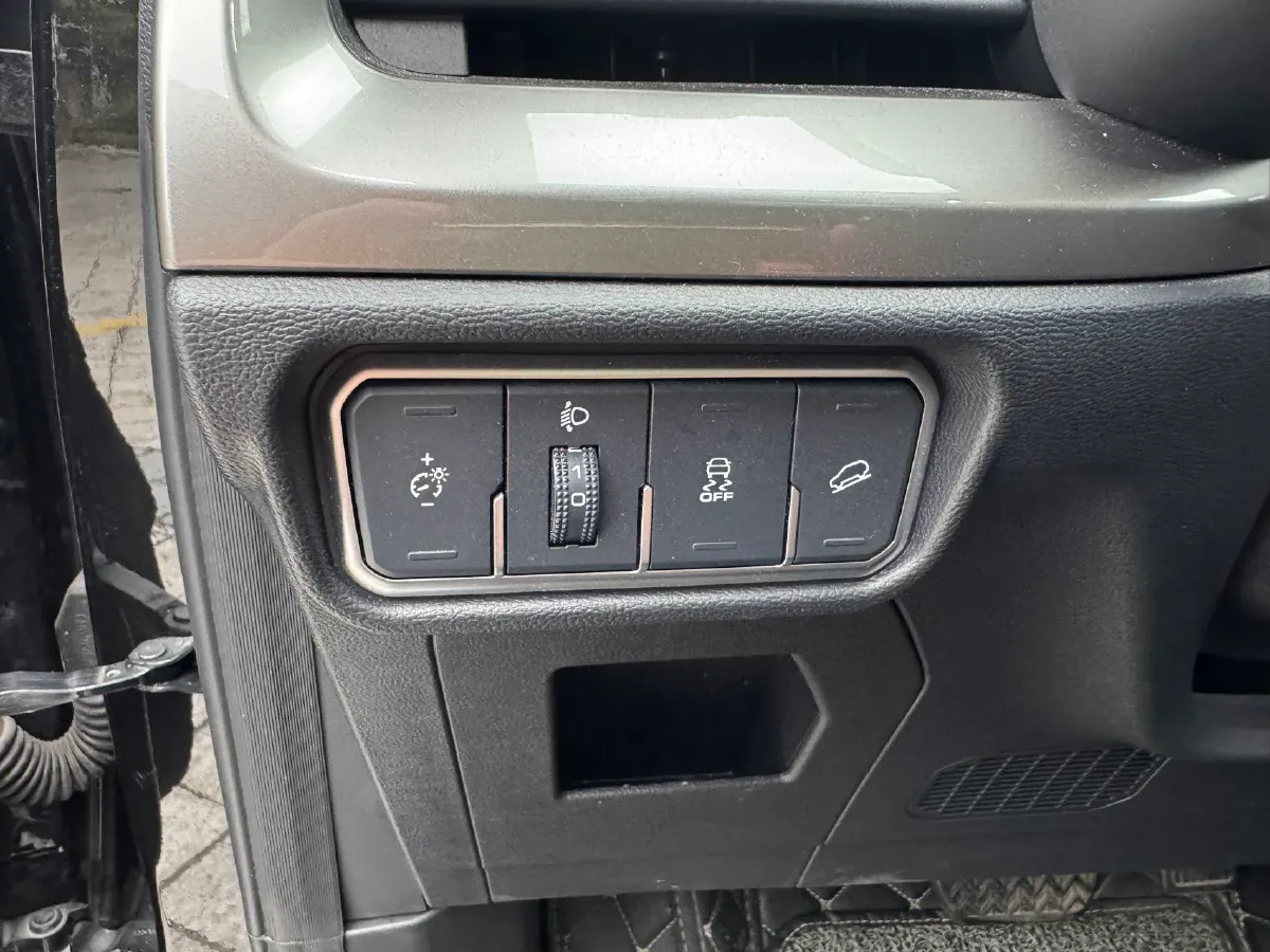 2021 Haval H6 1.5T 150HP L4 7DCT,autocango,china used car exporter,china ev exporter,chinese used car exporter,chinese used ev exporter