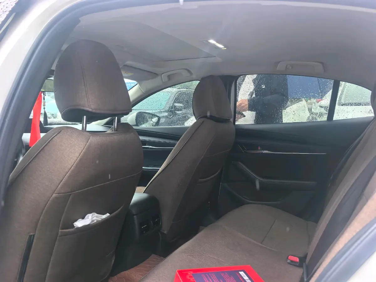 2021 Mazda 3 Axela 2.0L 158HP L4 6AT,autocango,china used car exporter,china ev exporter,chinese used car exporter,chinese used ev exporter