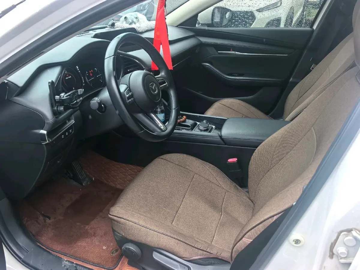 2021 Mazda 3 Axela 2.0L 158HP L4 6AT,autocango,china used car exporter,china ev exporter,chinese used car exporter,chinese used ev exporter