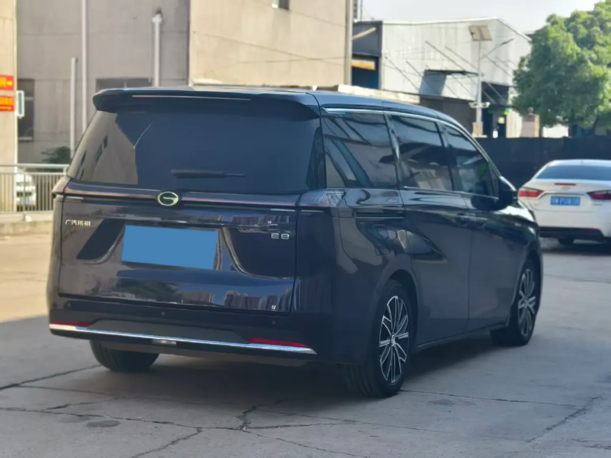 2024 GAC Trumpchi E8 2.0L 140HP L4 2DHT PHEV 25.57KWH,autocango,china used car exporter,china ev exporter,chinese used car exporter,chinese used ev exporter