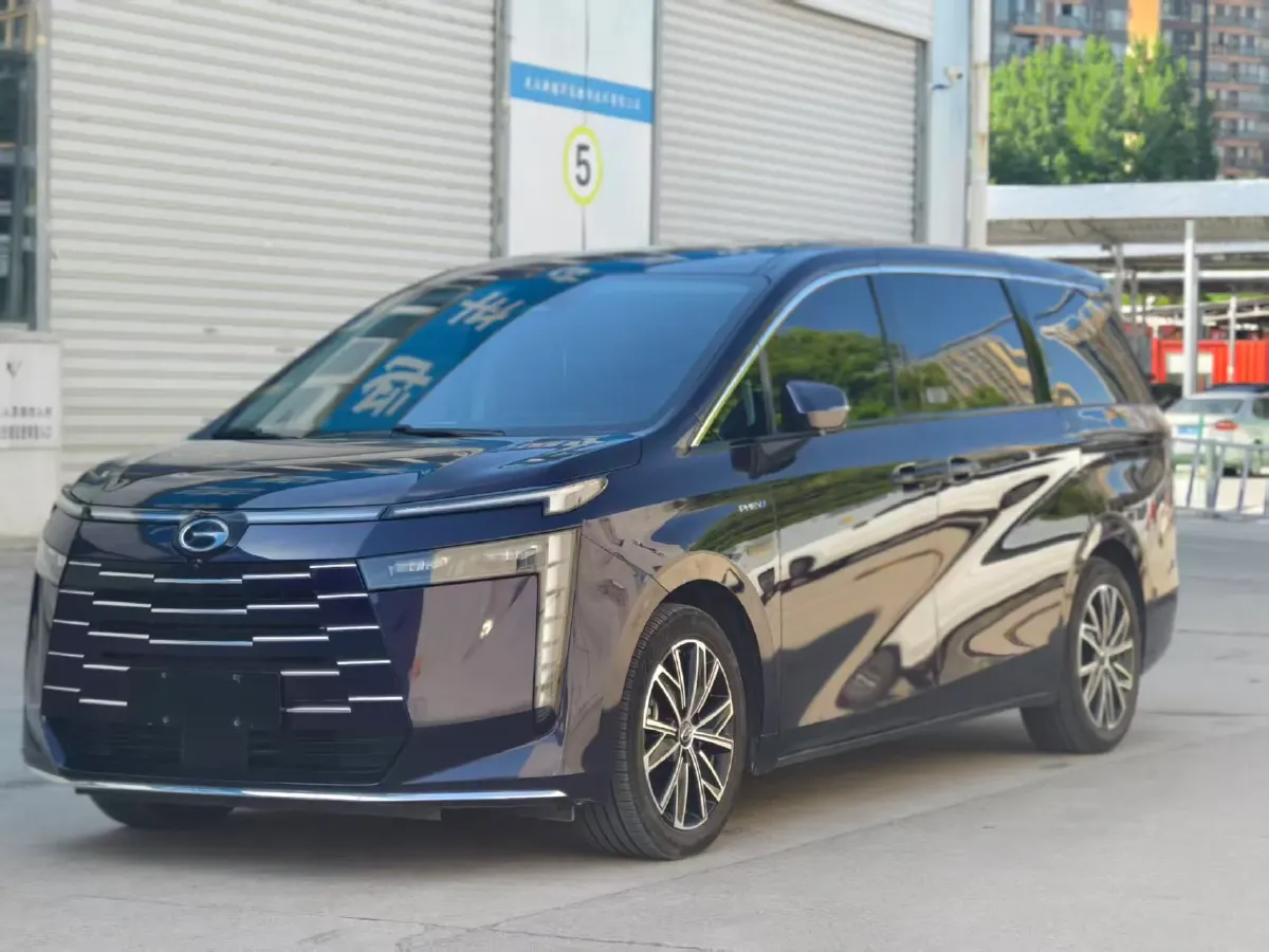 2024 GAC Trumpchi E8 2.0L 140HP L4 2DHT PHEV 25.57KWH,autocango,china used car exporter,china ev exporter,chinese used car exporter,chinese used ev exporter