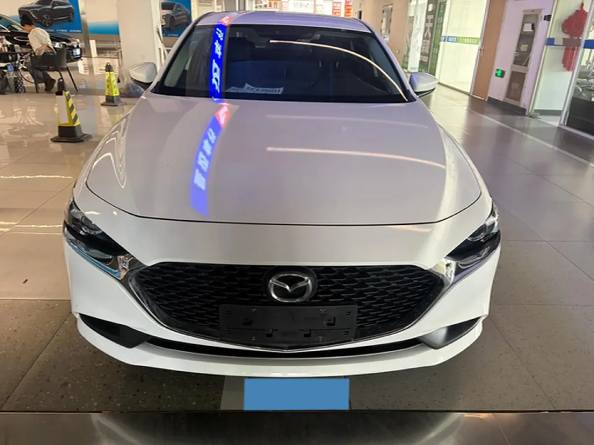 2020 Mazda 3 Axela 1.5L 117HP L4 6MT,autocango,china used car exporter,china ev exporter,chinese used car exporter,chinese used ev exporter