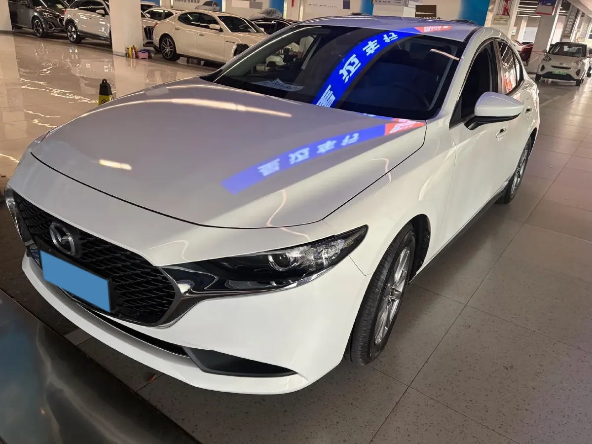 2020 Mazda 3 Axela 1.5L 117HP L4 6MT,autocango,china used car exporter,china ev exporter,chinese used car exporter,chinese used ev exporter