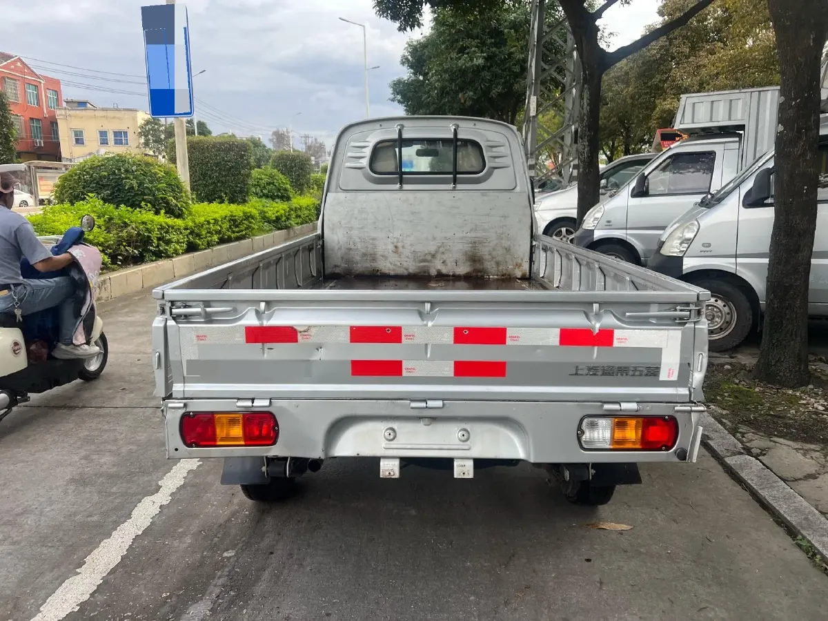 2023 WuLing RongGuang Mini Truck 1.5L 102HP L4 5MT,autocango,china used car exporter,china ev exporter,chinese used car exporter,chinese used ev exporter
