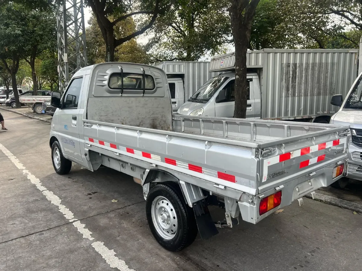 2023 WuLing RongGuang Mini Truck 1.5L 102HP L4 5MT,autocango,china used car exporter,china ev exporter,chinese used car exporter,chinese used ev exporter