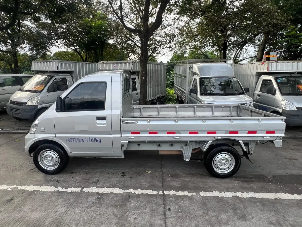 2023 WuLing RongGuang Mini Truck 1.5L 102HP L4 5MT,autocango,china used car exporter,china ev exporter,chinese used car exporter,chinese used ev exporter
