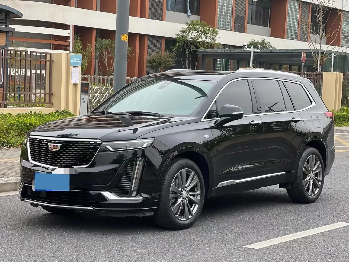 2022 Cadillac XT6 2.0T 237HP L4 9AT,autocango,china used car exporter,china ev exporter,chinese used car exporter,chinese used ev exporter