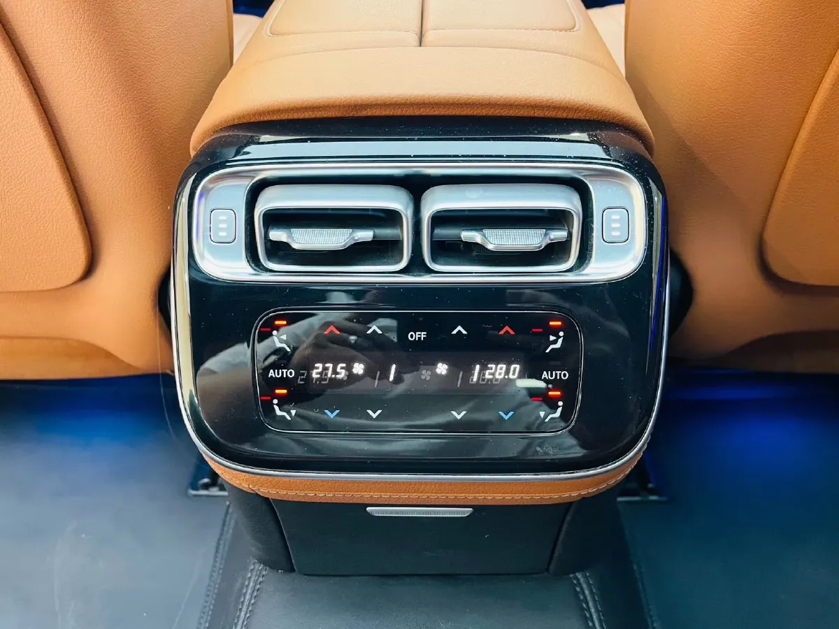 2021 Mercedes-Benz S Class 3.0T 313HP L6 9AT,autocango,china used car exporter,china ev exporter,chinese used car exporter,chinese used ev exporter