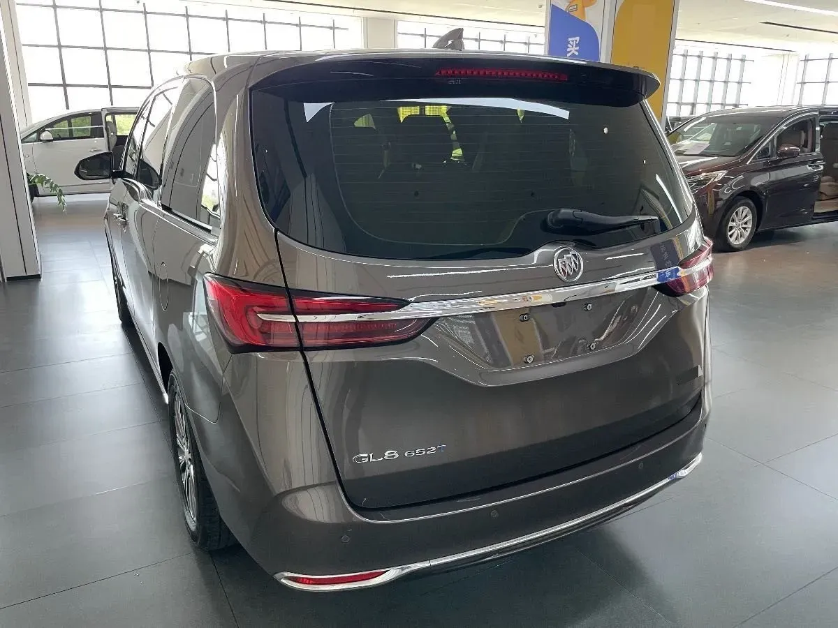 2023 Buick GL8 2.0T 237HP L4 9AT,autocango,china used car exporter,china ev exporter,chinese used car exporter,chinese used ev exporter