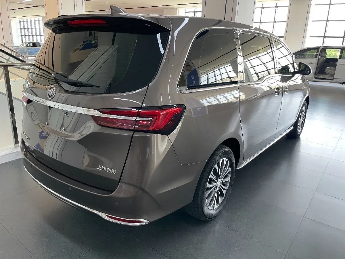 2023 Buick GL8 2.0T 237HP L4 9AT,autocango,china used car exporter,china ev exporter,chinese used car exporter,chinese used ev exporter