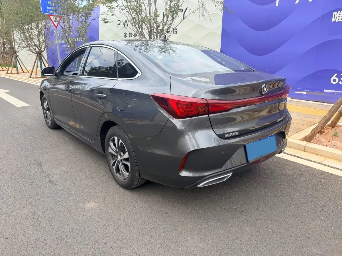 2022 ChangAn Eado 1.4T 160HP L4 7DCT,autocango,china used car exporter,china ev exporter,chinese used car exporter,chinese used ev exporter