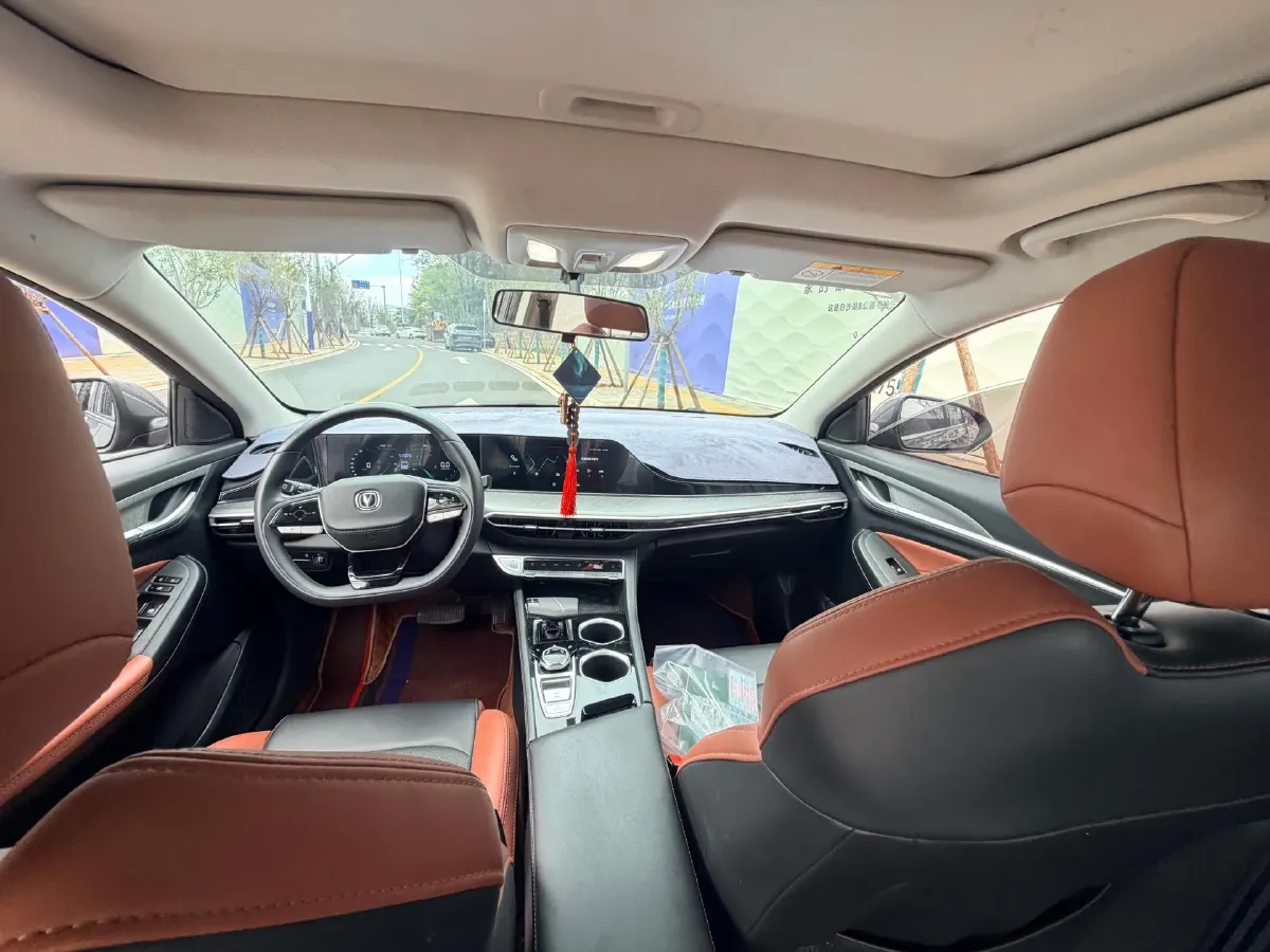 2022 ChangAn Eado 1.4T 160HP L4 7DCT,autocango,china used car exporter,china ev exporter,chinese used car exporter,chinese used ev exporter
